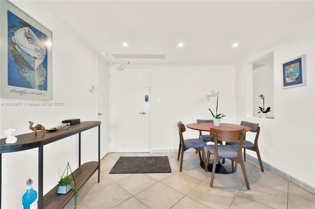 4 of 48 - 5161 Collins Ave 1110, Miami Beach, FL