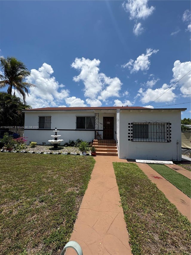 1 of 20 - 168 Nw 39th St, Miami, FL