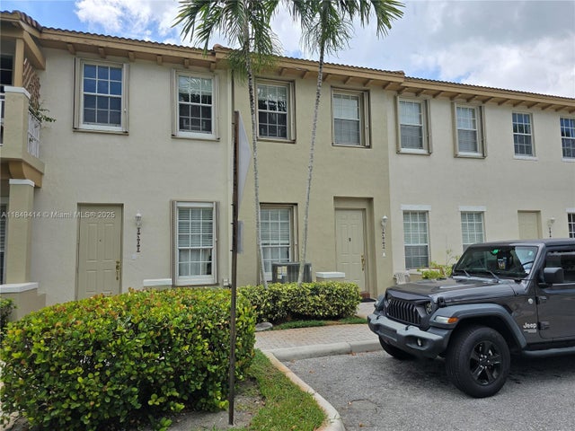 4 of 41 - 2520 Nw 4th St, Boynton Beach, FL