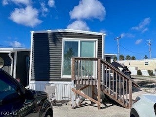 16988 Captains Dr, BOKEELIA