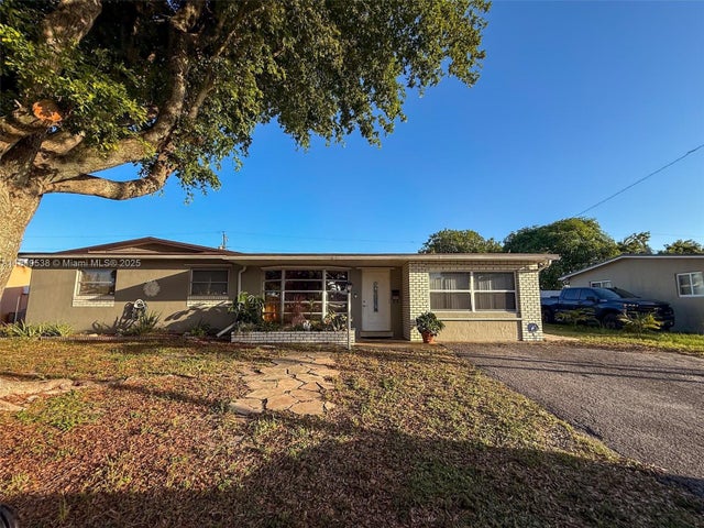 1 of 24 - 7320 Nw 2nd St, Pembroke Pines, FL