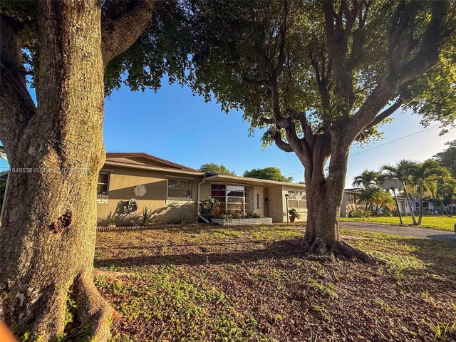 3 of 24 - 7320 Nw 2nd St, Pembroke Pines, FL