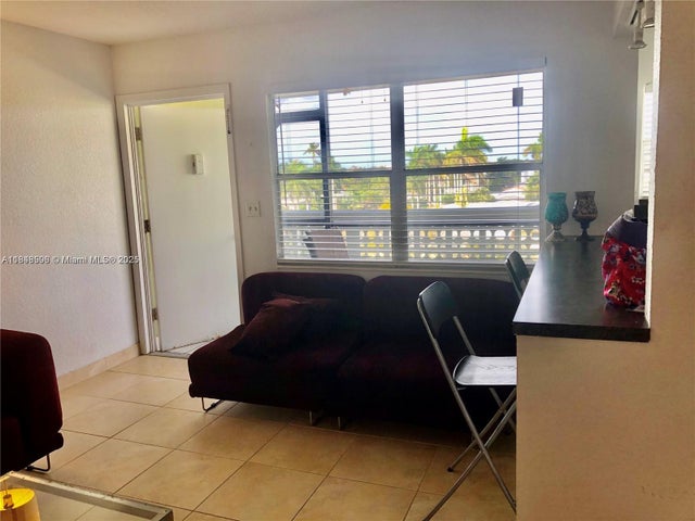 3 of 27 - 1425 Arthur St 514b, Hollywood, FL
