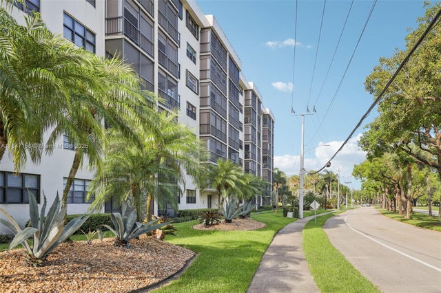 3 of 43 - 2400 Deer Creek Country Club Blvd 309-1, Deerfield Beach, FL