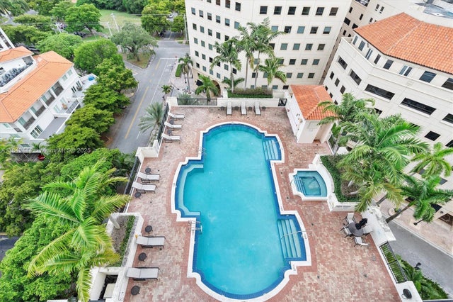 1 of 29 - 888 S Douglas Rd 1415, Coral Gables, FL