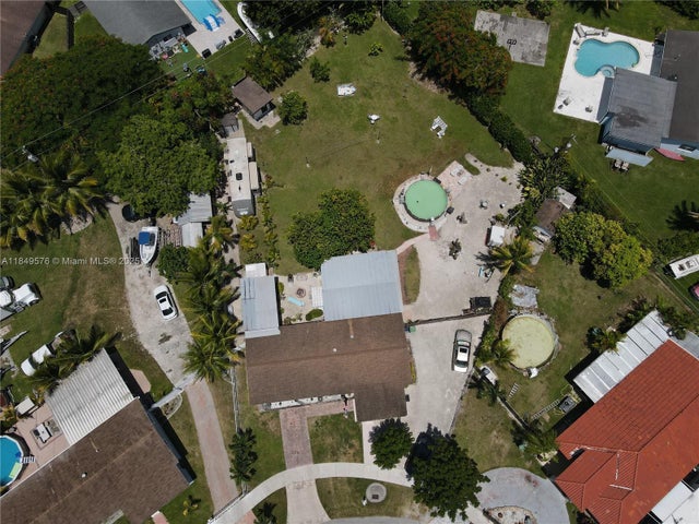 3 of 28 - 9971 Sw 198th St, Cutler Bay, FL
