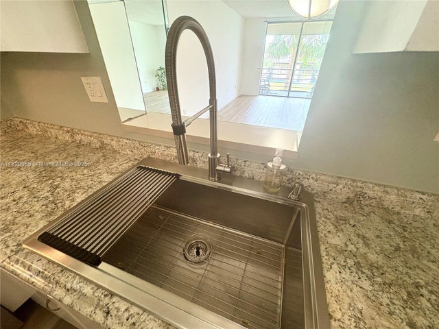 5 of 15 - 2860 Somerset Dr 211k, Lauderdale Lakes, FL