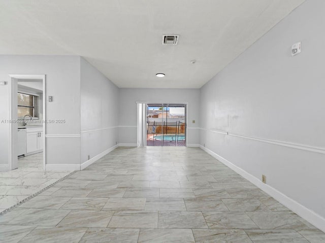 4 of 33 - 6572 Sw 8th Ct, North Lauderdale, FL