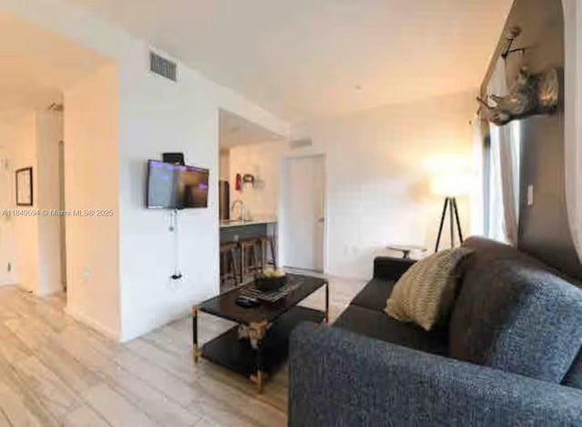 2 of 14 - 481 Ne 29th St 705, Miami, FL