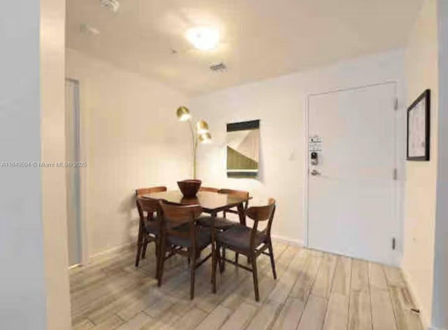4 of 14 - 481 Ne 29th St 705, Miami, FL