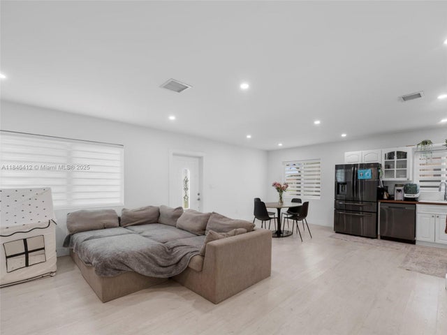 3 of 36 - 5203 Sw 128th Pl, Miami, FL