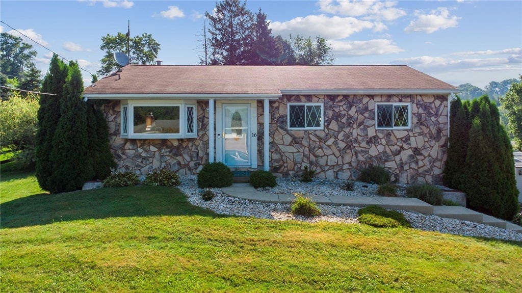 16 Dolly Avenue, Penn