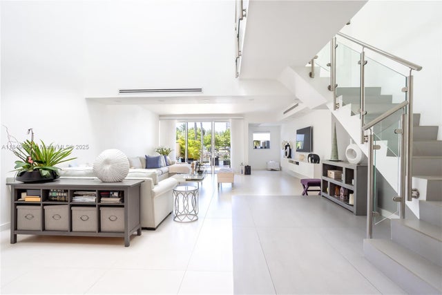 5 of 55 - 330 Poinciana Dr 1002, Sunny Isles Beach, FL