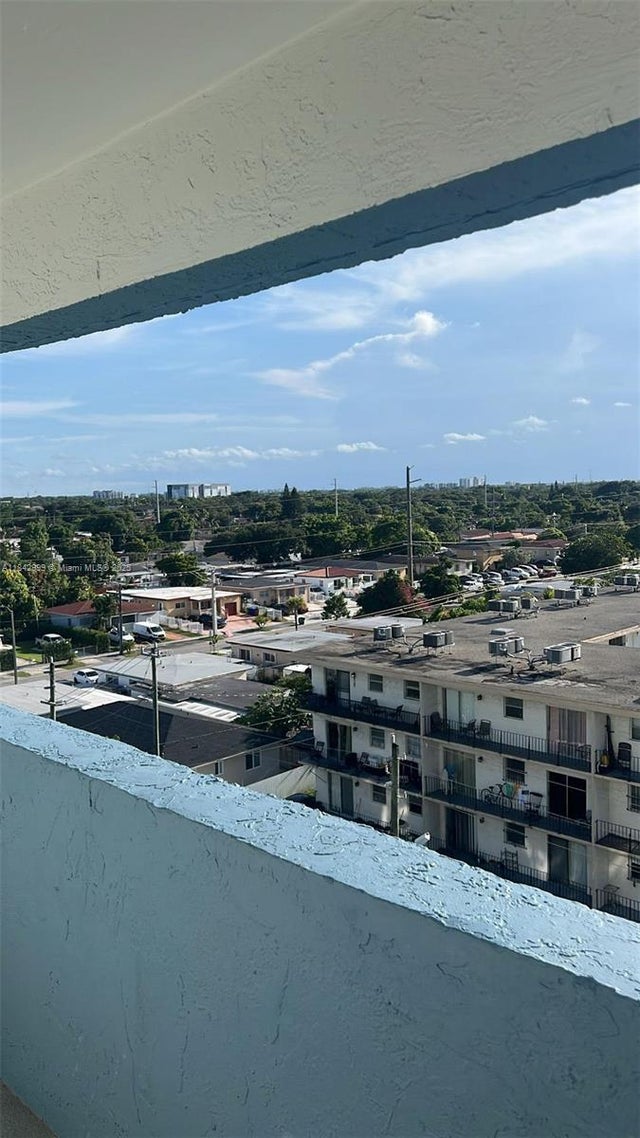 3 of 10 - 5050 Nw 7th St 720, Miami, FL