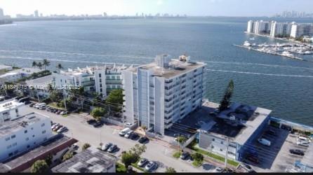 3 of 42 - 2016 Bay Dr 202, Miami Beach, FL