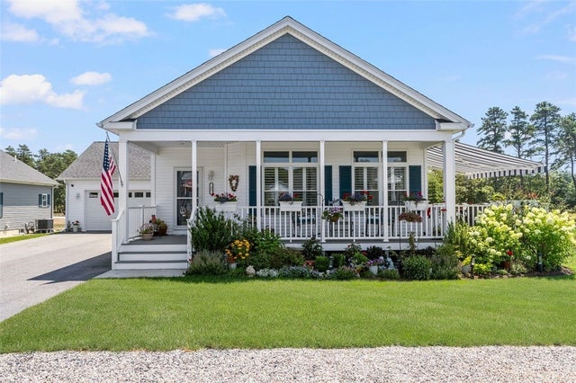 31 Sand Wedge Ln, South Kingstown