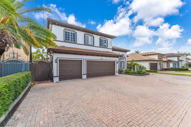 2 of 34 - 5051 Sw 163rd Ct, Miami, FL