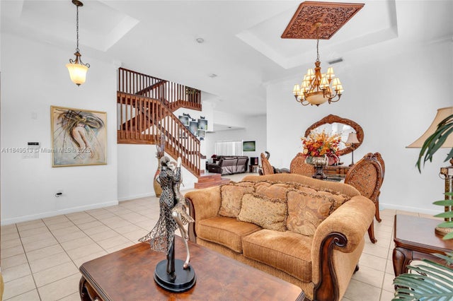 5 of 34 - 5051 Sw 163rd Ct, Miami, FL