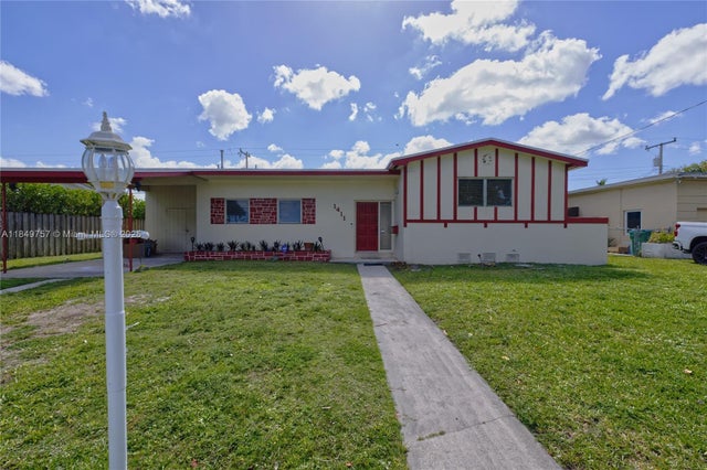 2 of 33 - 1411 Sw 82nd Ct, Miami, FL