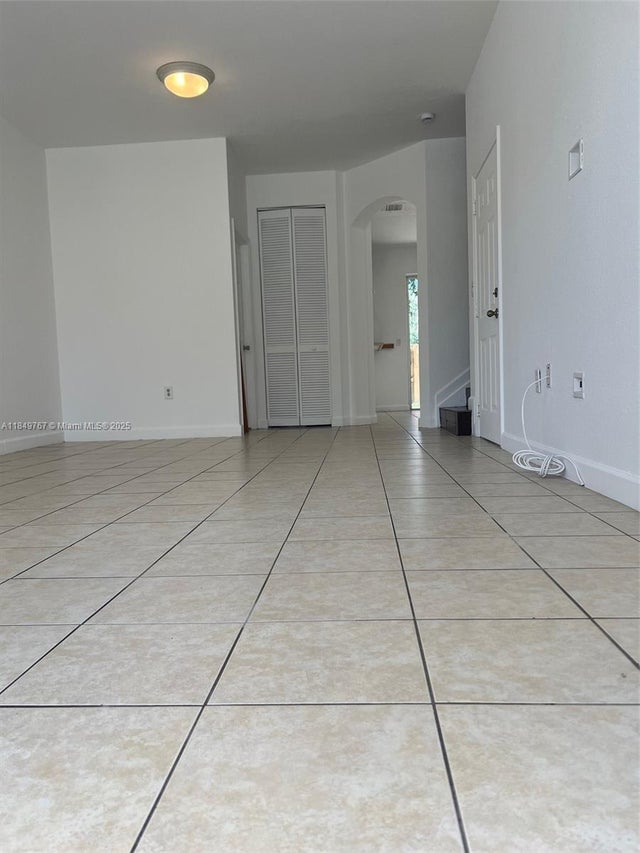 4 of 33 - 12724 Sw 133rd St, Miami, FL