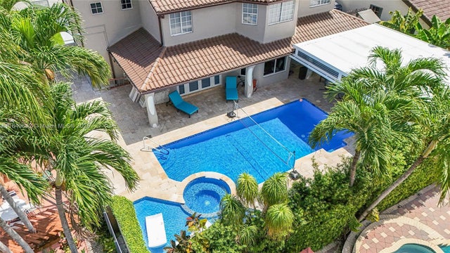 4 of 100 - 14251 Sw 36th St, Miami, FL