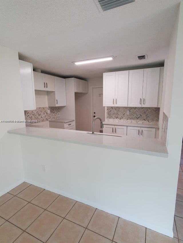 5 of 16 - 11742 Sw 52nd St, Cooper City, FL