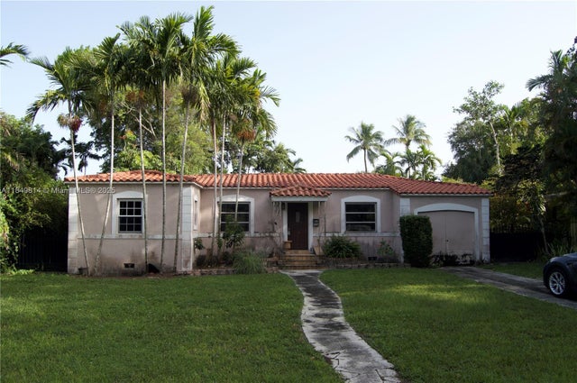 1 of 10 - 720 Ne 117th St, Biscayne Park, FL
