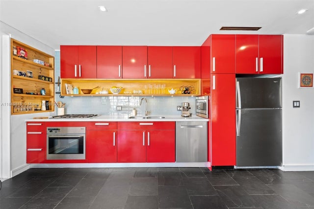 5 of 16 - 934 16th St 2, Miami Beach, FL