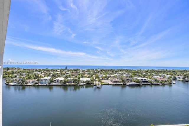 3 of 45 - 20515 E Country Club Dr 1747, Aventura, FL