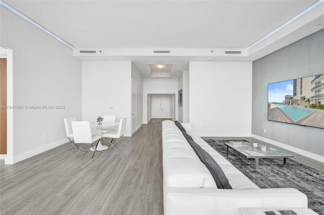 4 of 65 - 15901 Collins Ave Ph01, Sunny Isles Beach, FL