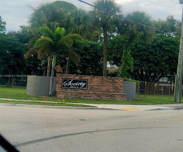 796 Hill Drive, West Palm Beach