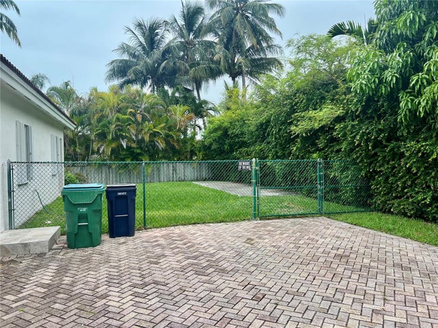 5 of 42 - 8220 Sw 187th St, Cutler Bay, FL