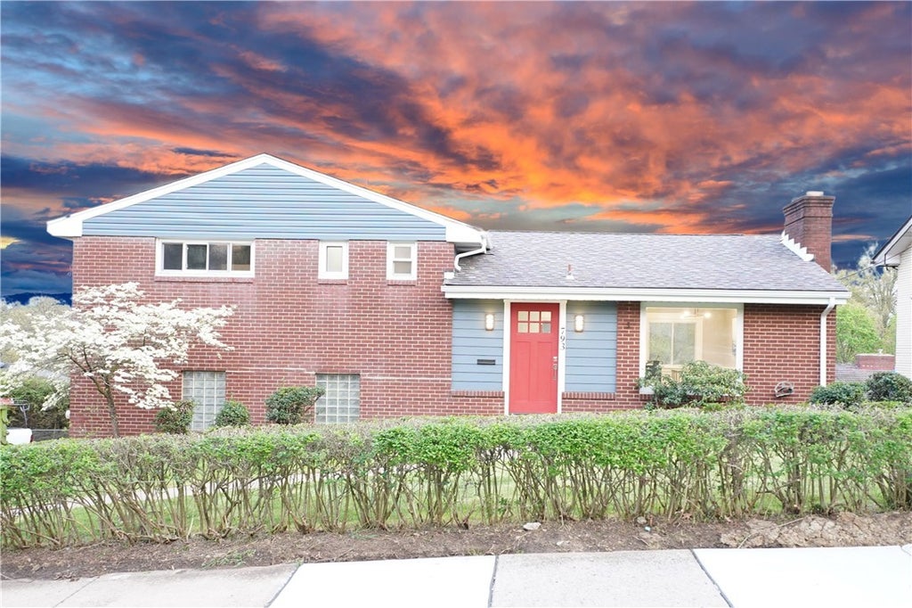 793 Bower Hill Road, Mt Lebanon