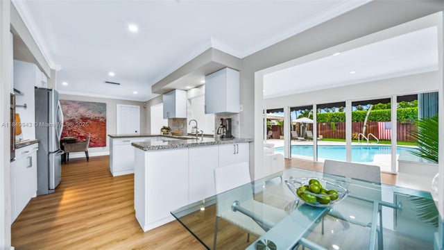 1 of 35 - 5212 Taft St, Hollywood, FL