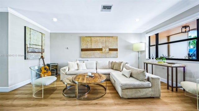 4 of 35 - 5212 Taft St, Hollywood, FL
