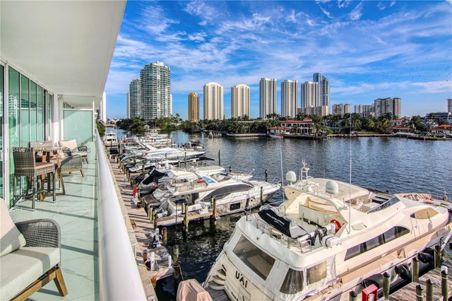2 of 31 - 400 Sunny Isles Blvd 307, Sunny Isles Beach, FL