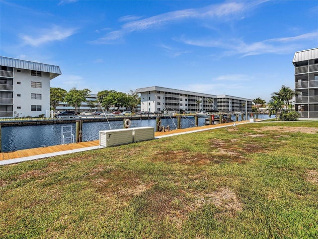 4 of 58 - 3600 Ne 170th St 102, North Miami Beach, FL