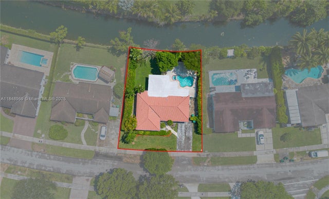 3 of 34 - 10420 Sw 98th St, Miami, FL