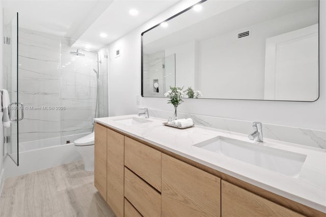 5 of 42 - 1121 Crandon Blvd D304, Key Biscayne, FL