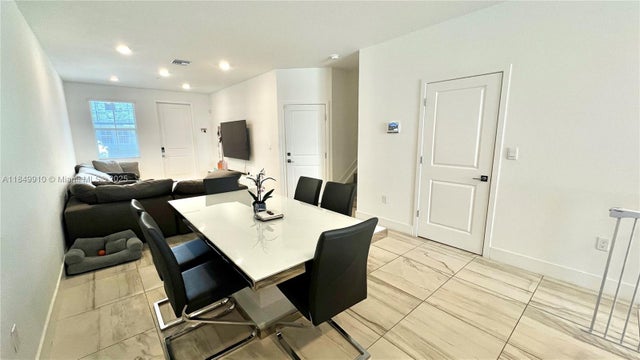 5 of 58 - 181 Sw 170th Ave, Pembroke Pines, FL