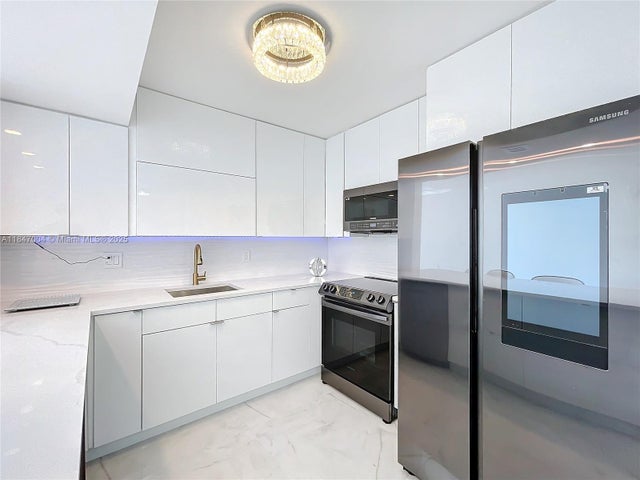 4 of 52 - 2017 S Ocean Dr 1206, Hallandale Beach, FL