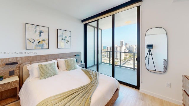 4 of 29 - 580 72nd St 1708, Miami Beach, FL