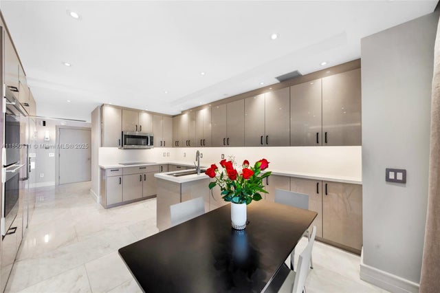 5 of 67 - 9801 Collins Ave Ph11 Renovated, Bal Harbour, FL