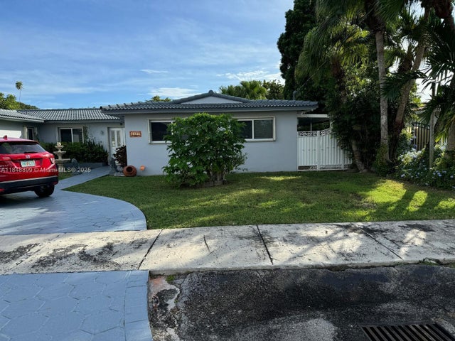 3 of 29 - 4311 Sw 95th Ct, Miami, FL