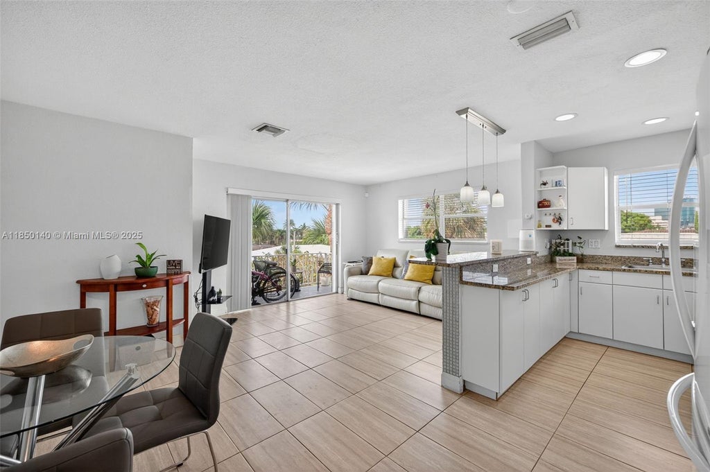 2715 Ne 49th St 309, Fort Lauderdale