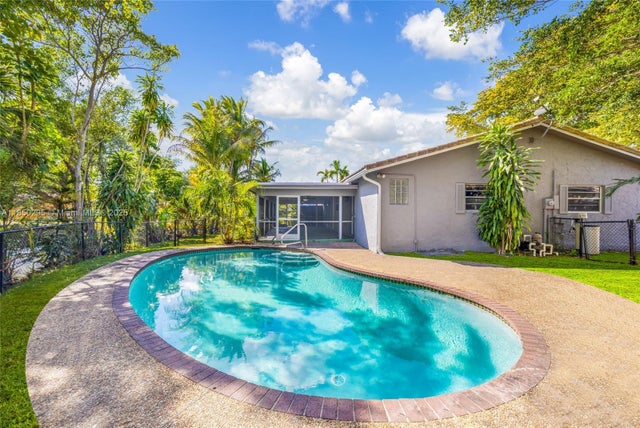 5 of 33 - 11390 Nw 37th St, Coral Springs, FL