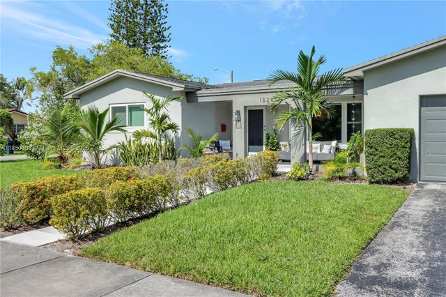3 of 22 - 1824 Sw 100th Ave, Miami, FL
