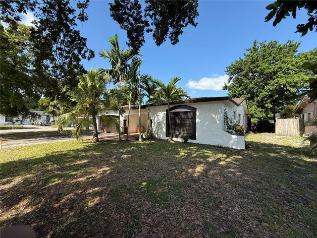 2 of 7 - 3404 Onyx Rd, Miramar, FL