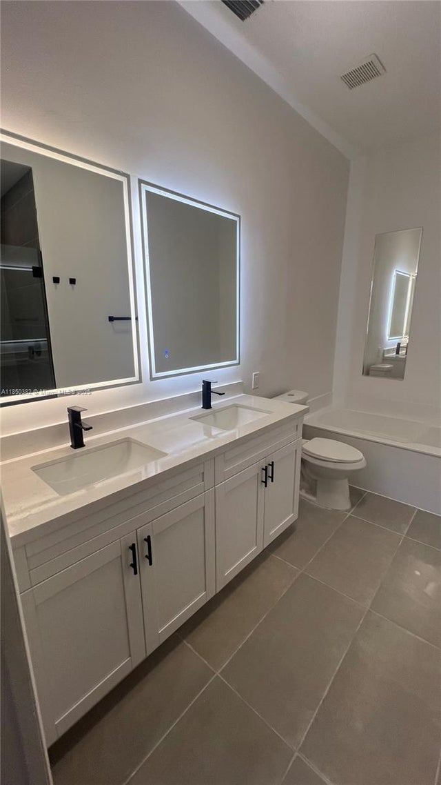 4 of 8 - 2615 Spiceberry Ln 2625, Boynton Beach, FL