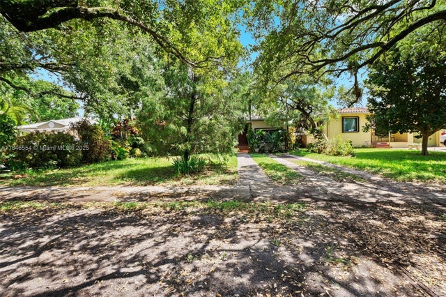 156 Glendale Dr, Miami Springs